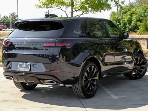 New 2026 Land Rover Range Rover Sport Dynamic SE AWD/4WD image 8