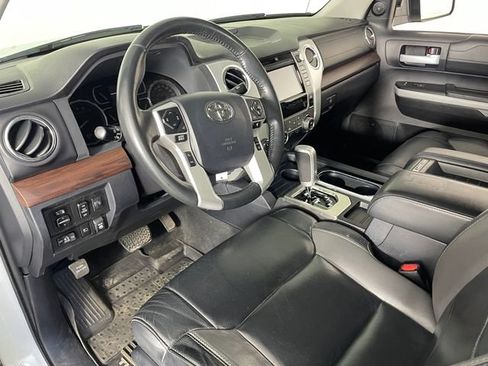 Used 2019 Toyota Tundra Limited w/ Limited Premium Package AWD/4WD image 3