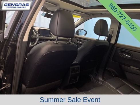 Used 2023 Nissan Rogue SV w/ SV Premium B Package AWD/4WD image 28