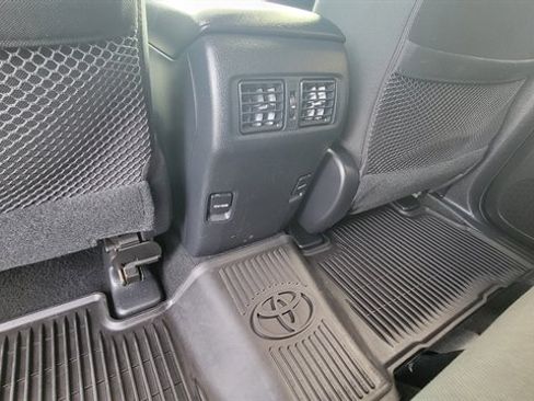 Used 2018 Toyota 4Runner SR5 image 67