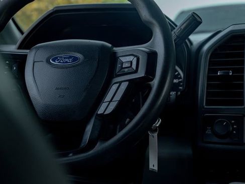 Used 2018 Ford F250 XL w/ Power Equipment Group image 44