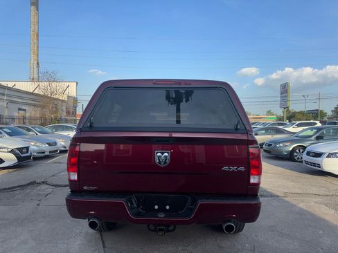 Used 2017 RAM 1500 Express AWD/4WD image 8