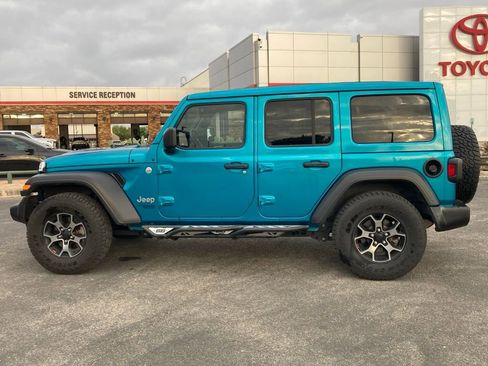 Used 2020 Jeep Wrangler Unlimited Sport S w/ Sun And Sound Package image 7