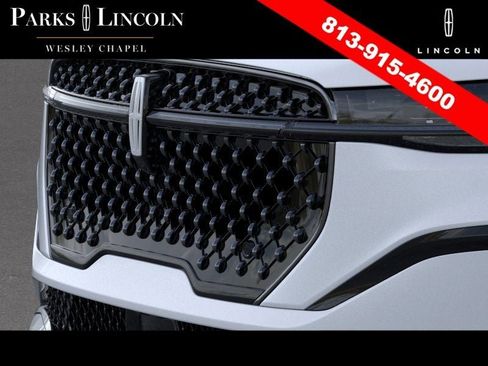 New 2026 Lincoln Nautilus Black Label w/ Jet Appearance Package AWD/4WD image 17