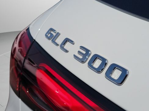 Certified 2026 Mercedes-Benz GLC 300 image 28