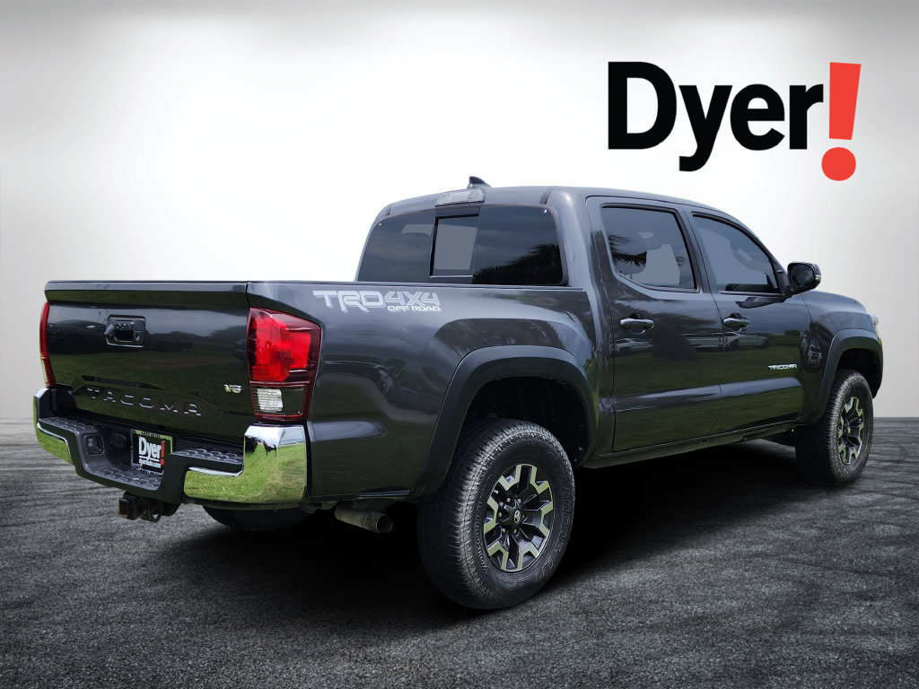 Used 2018 Toyota Tacoma TRD Off-Road AWD/4WD image 3