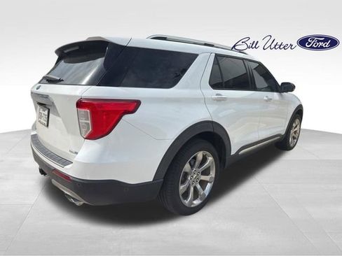 Used 2020 Ford Explorer Platinum w/ Premium Technology Package AWD/4WD image 3
