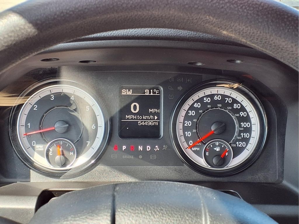 Used 2024 RAM 1500 Classic SLT AWD/4WD image 18