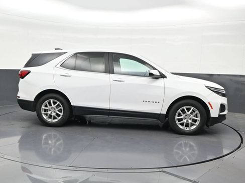 Used 2022 Chevrolet Equinox LT FWD image 7