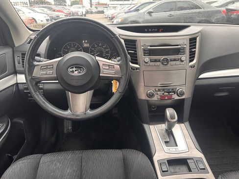 Used 2011 Subaru Legacy 2.5i Premium AWD/4WD image 11