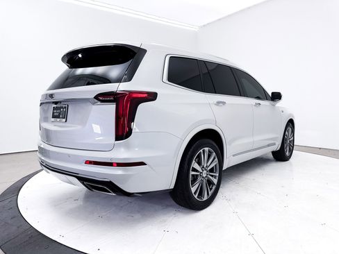 Used 2021 Cadillac XT6 Premium Luxury image 21