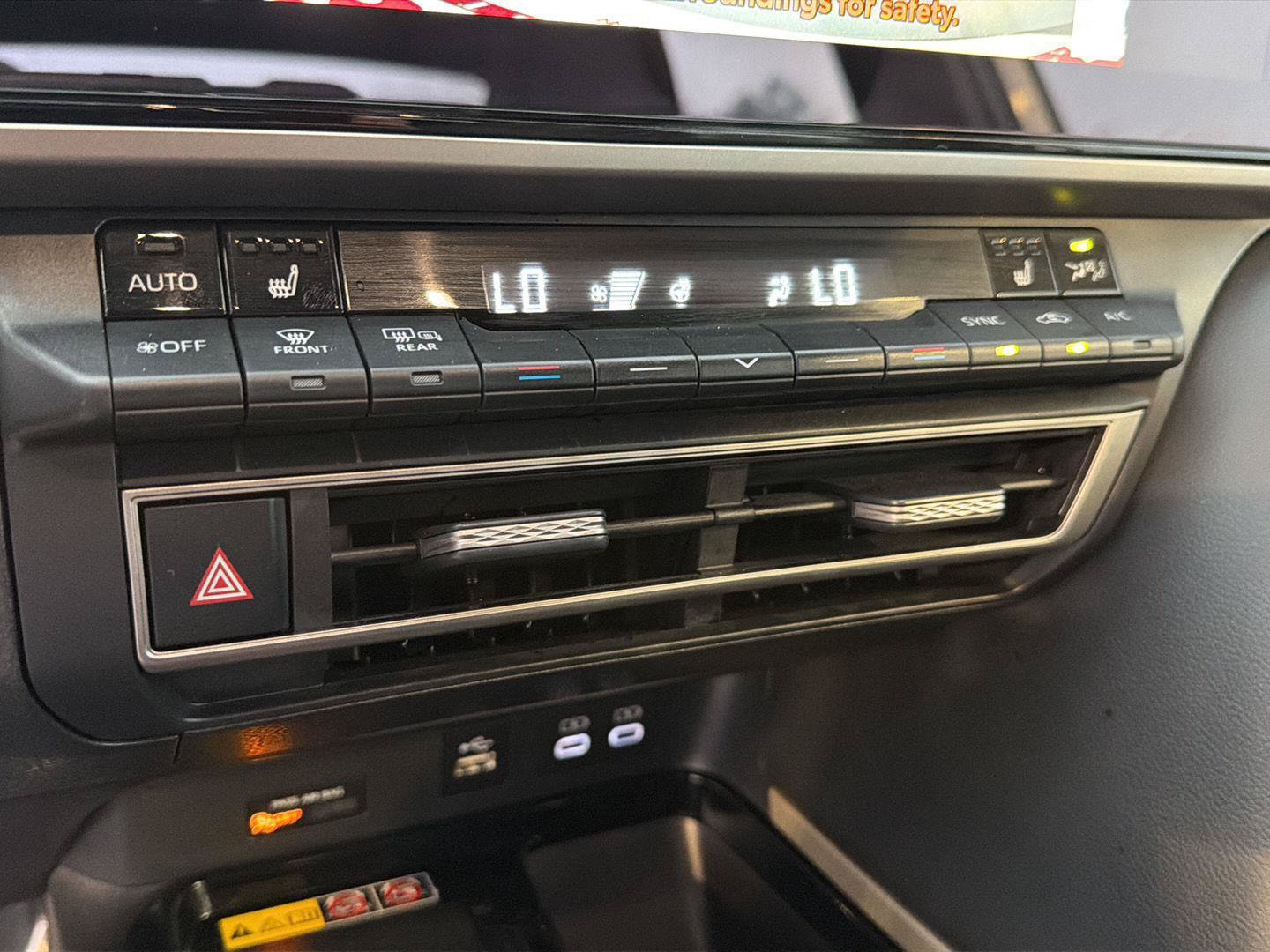 Certified 2025 Toyota Camry XSE FWD image 27