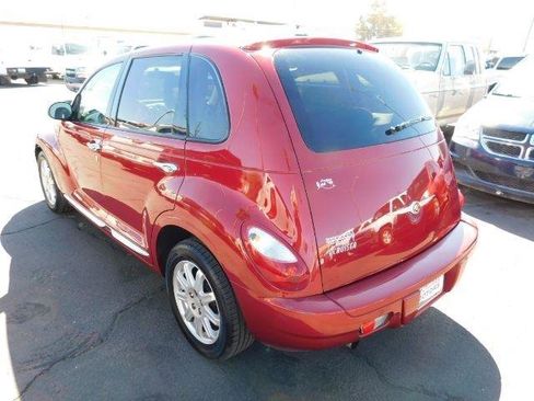 Used 2010 Chrysler PT Cruiser w/ Convenience Group FWD image 5