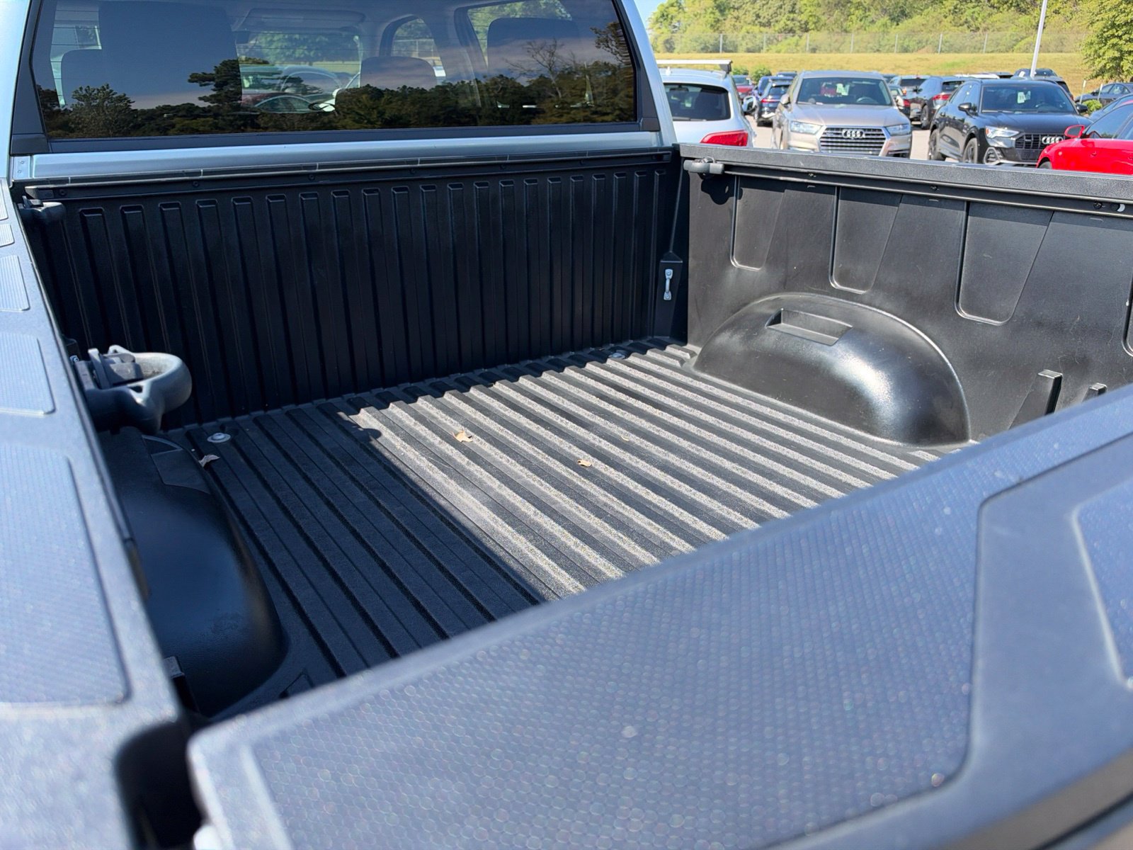 Used 2023 Toyota Tundra SR5 w/ SR5 Convenience Package AWD/4WD image 28