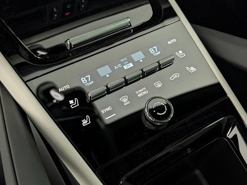 New 2026 Porsche Cayenne AWD/4WD image 32