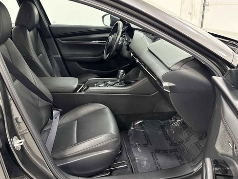 Used 2020 MAZDA MAZDA3 Sedan w/ Preferred Package image 29