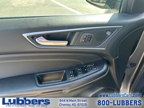 Used 2023 Ford Edge Titanium AWD/4WD image 13