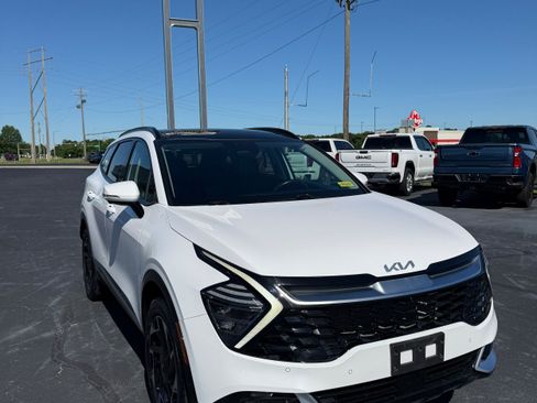 Used 2023 Kia Sportage SX AWD/4WD image 1