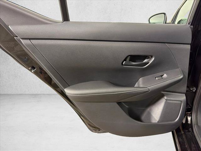 Used 2025 Nissan Sentra SV FWD image 21