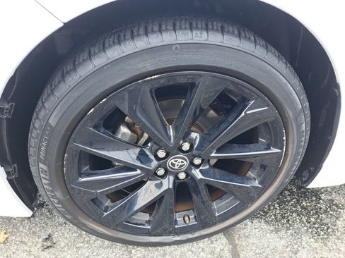 Used 2022 Toyota Corolla SE FWD image 25
