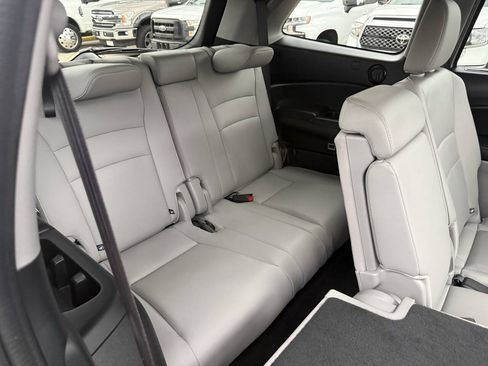 Used 2022 Honda Pilot EX-L image 16