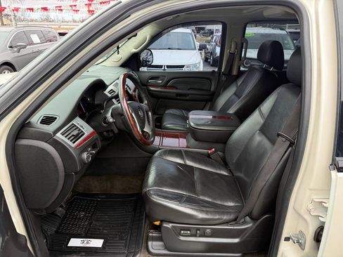 Used 2008 Cadillac Escalade 2WD image 8