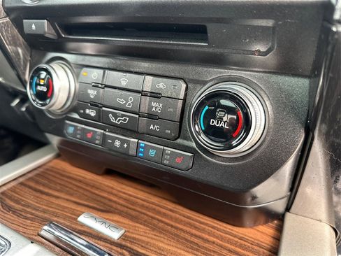 Used 2015 Ford F150 Lariat w/ Equipment Group 502A Luxury image 39