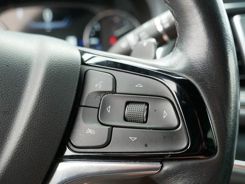 Used 2024 Buick Enclave Premium image 27