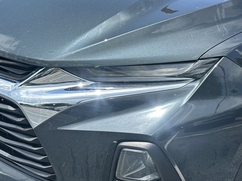 Used 2019 Chevrolet Blazer LT FWD image 11