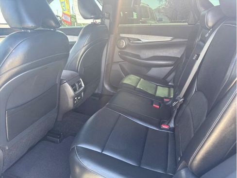 Used 2019 INFINITI QX50 Essential w/ Sensory Package AWD/4WD image 10