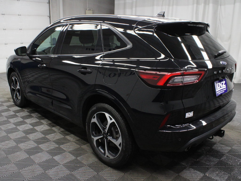 Used 2024 Ford Escape ST-Line Select w/ Tech Pack #1 AWD/4WD image 7
