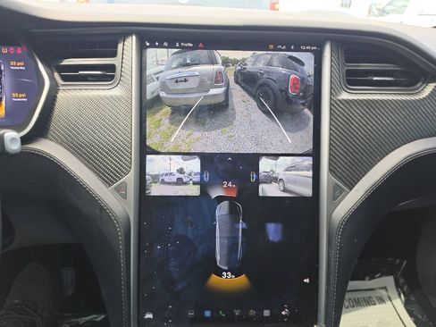 Used 2018 Tesla Model X 100D AWD/4WD image 38
