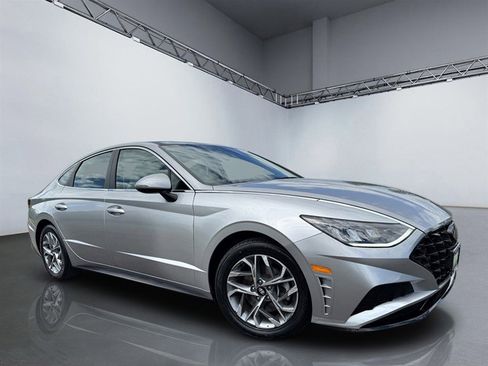 Used 2020 Hyundai Sonata SEL w/ Convenience + Sunroof Package FWD image 25