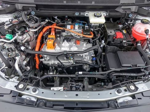 New 2026 Chevrolet Equinox EV LT image 9