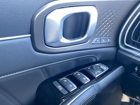 New 2026 Kia Sorento SX Prestige AWD/4WD image 11