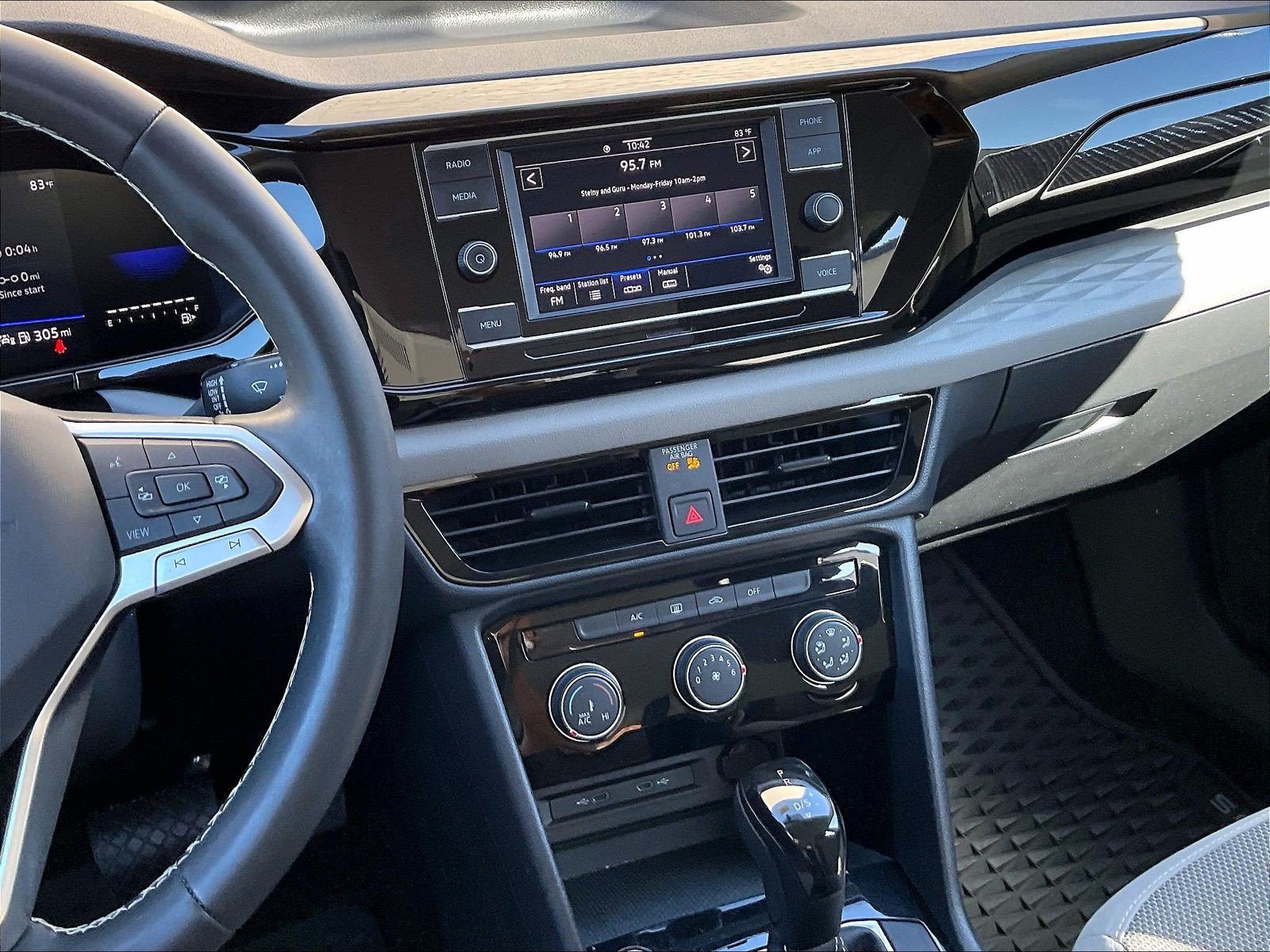 Certified 2023 Volkswagen Taos S FWD image 5