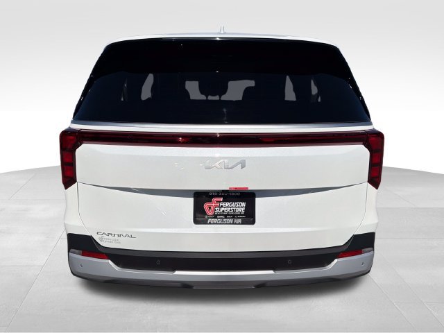 New 2027 Kia Carnival LX FWD image 6