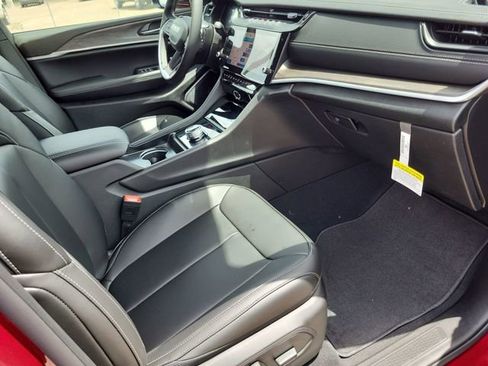 New 2026 Jeep Grand Cherokee L Limited RWD image 27