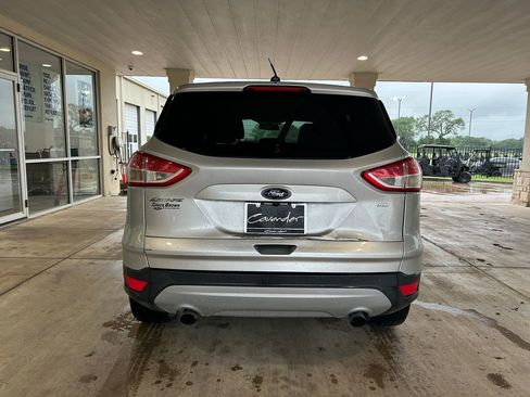 Used 2015 Ford Escape SE FWD image 6