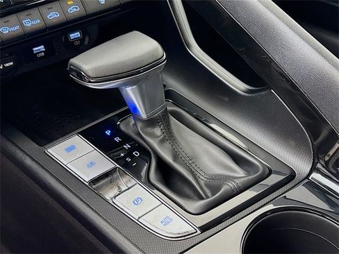 Certified 2023 Hyundai Elantra SEL w/ Convenience Package image 27
