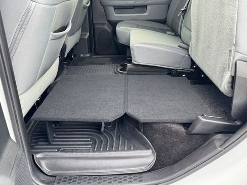 Used 2015 RAM 1500 Outdoorsman image 17