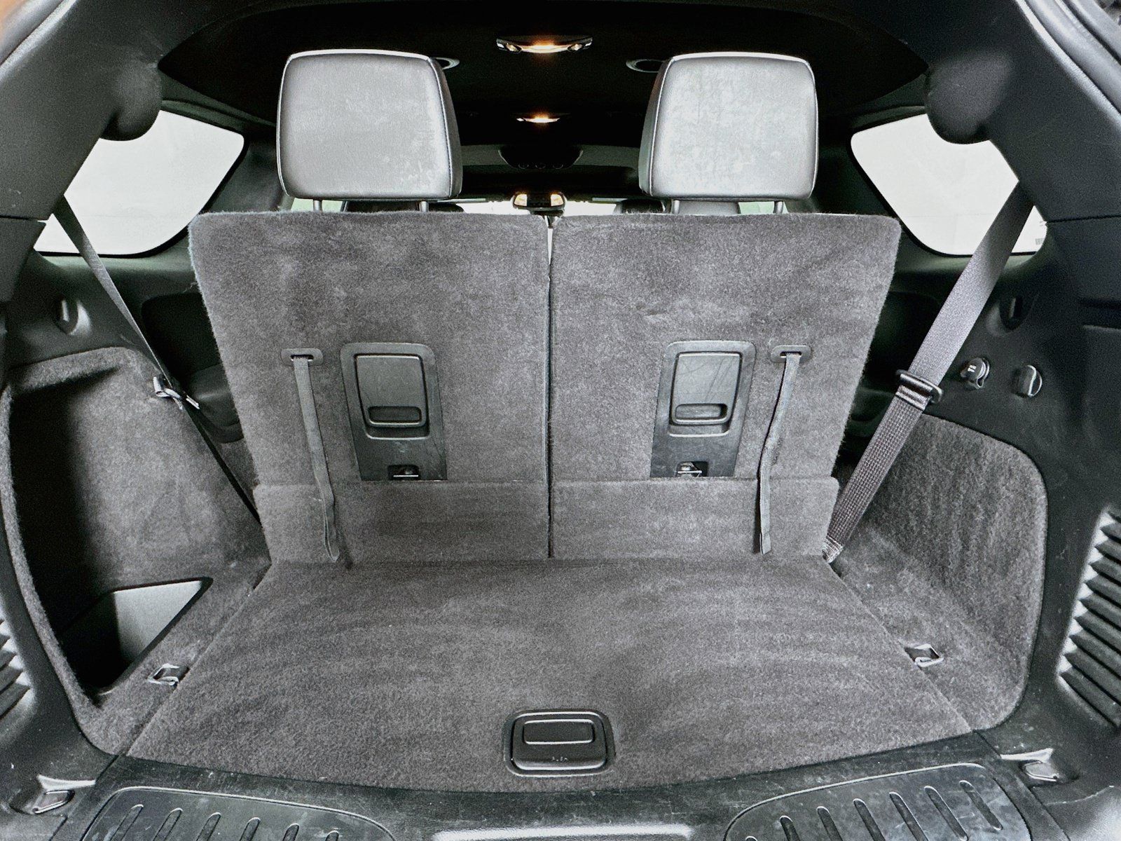 Used 2023 Dodge Durango R/T RWD image 28