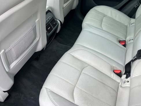 Used 2016 Land Rover Range Rover Evoque HSE image 26