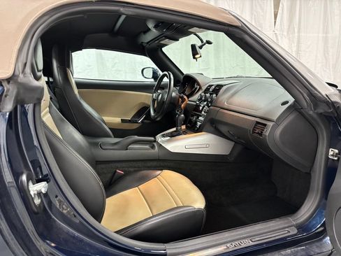 Used 2007 Saturn Sky Red Line RWD image 39