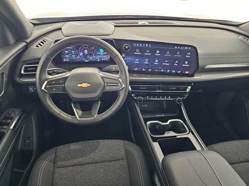Used 2026 Chevrolet Traverse LT FWD image 20