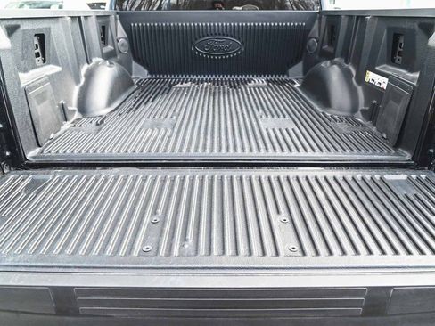 Used 2025 Ford F150 Lightning Flash image 31