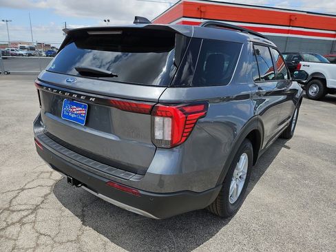 New 2026 Ford Explorer Active w/ Active Comfort Package RWD image 11