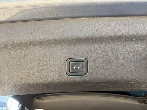 Used 2021 GMC Yukon AT4 w/ AT4 Premium Plus Package AWD/4WD image 26