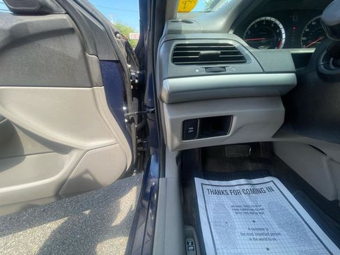Used 2010 Honda Accord EX image 13