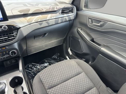 Used 2024 Ford Escape Active AWD/4WD image 16